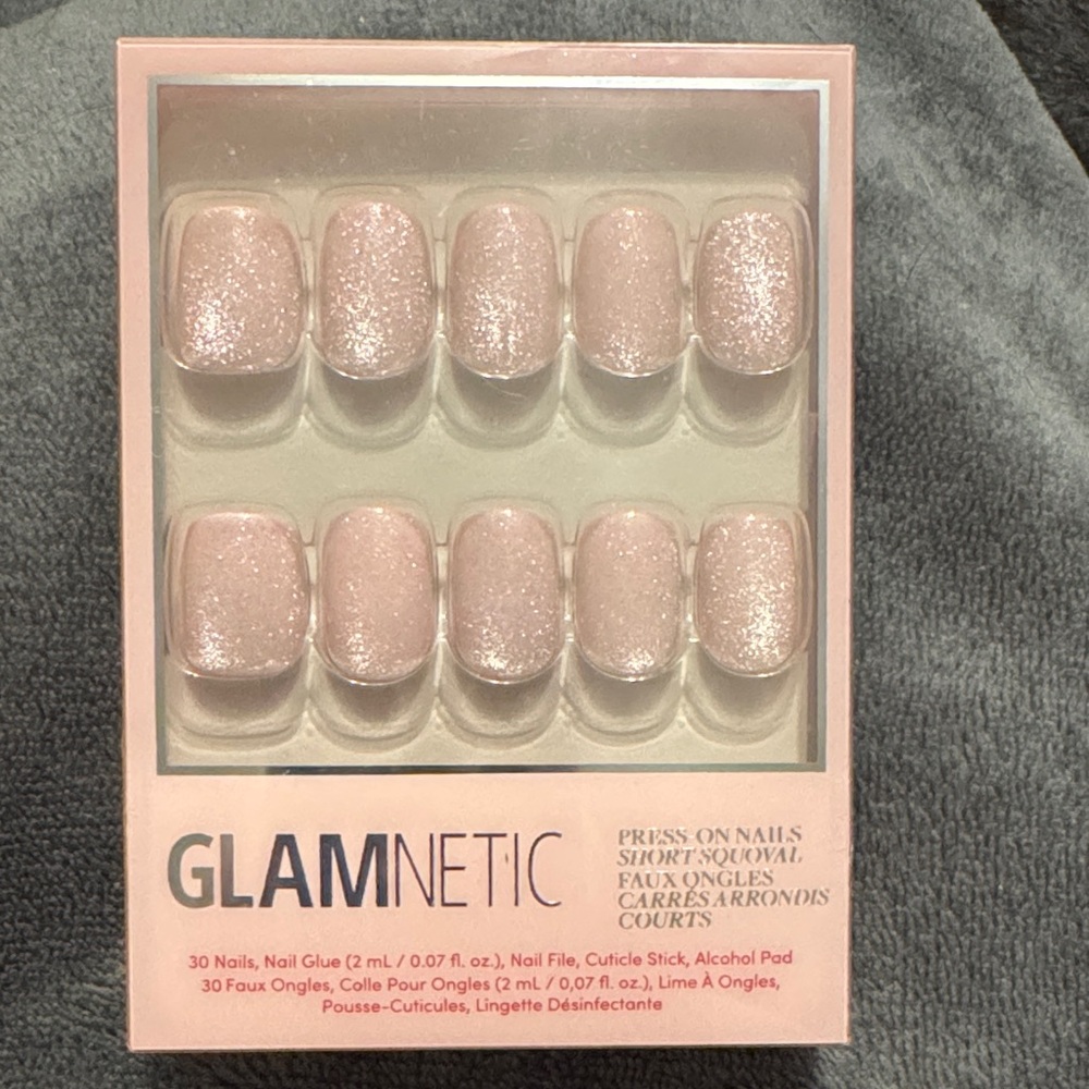 Glamnetic “Pinky Promise” Press-On Nails